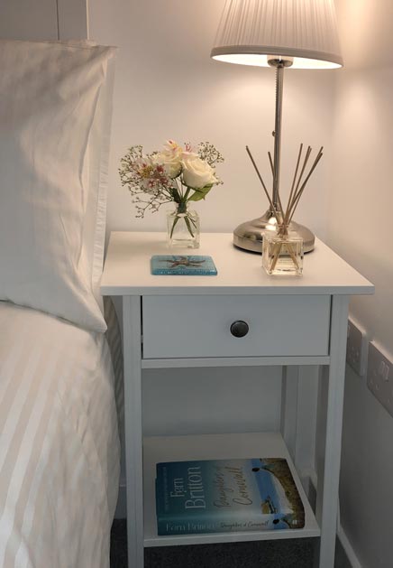 Double room bedside table